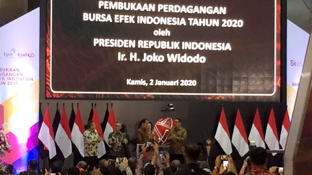 Presiden Joko Widodo dalam Pembukaan Perdagangan Bursa Efek Indonesia 2020 di Main Hall BEI, Jakarta, Kamis (2/1). Foto: Nurul Nur Azizah/kumparan