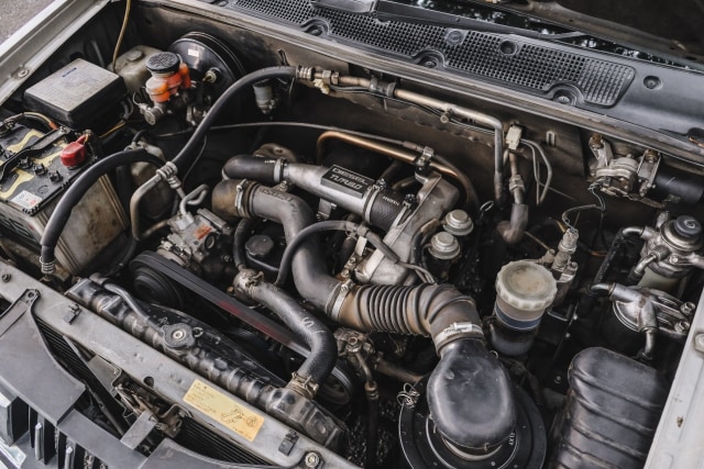 Ilustrasi mesin mobil diesel Foto: Bangkit Jaya Putra/kumparan