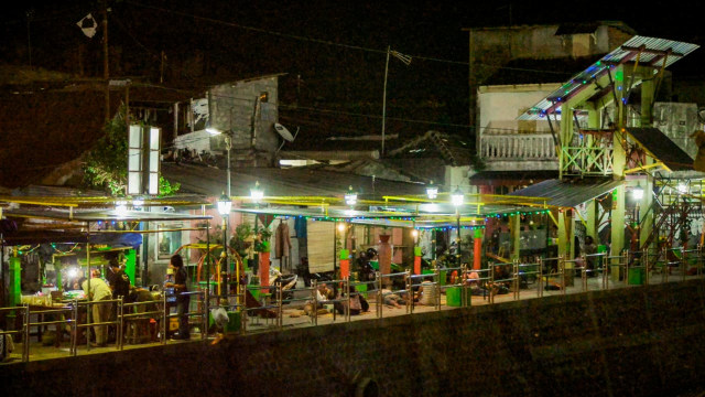 Suasana Riverside Winongo