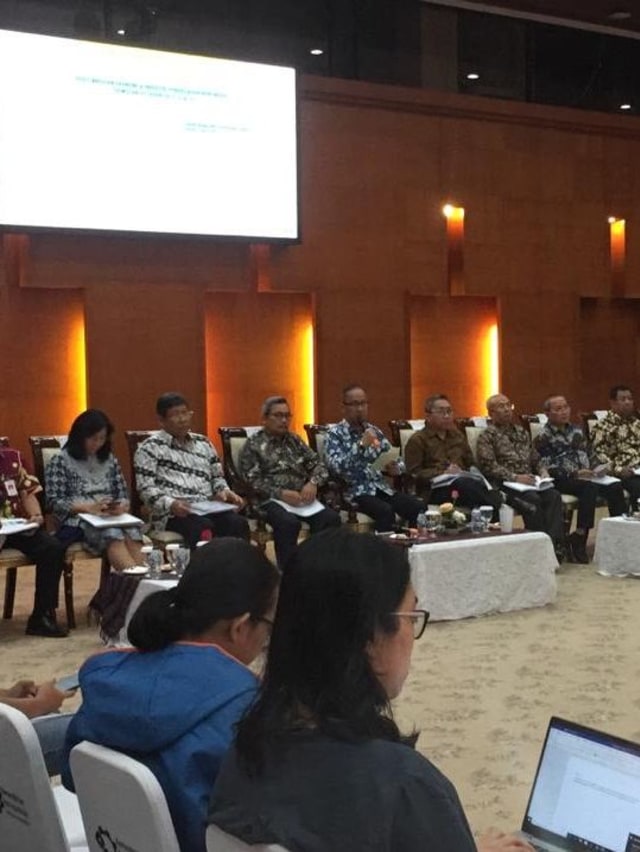 Menteri Perindustrian Agus Gumiwang diskusi mengenai sektor industri. Foto: Nicha Muslimawati/kumparan 