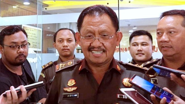 Mantan Jaksa Agung Muda Tindak Pidana Khusus, Adi Toegarisman. Foto: Abyan Faisal/kumparan