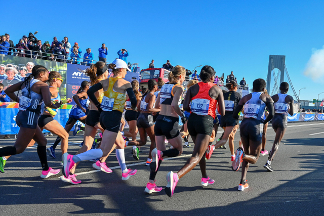 Ilustrasi lari maraton.  Foto: AFP/Angela Weis