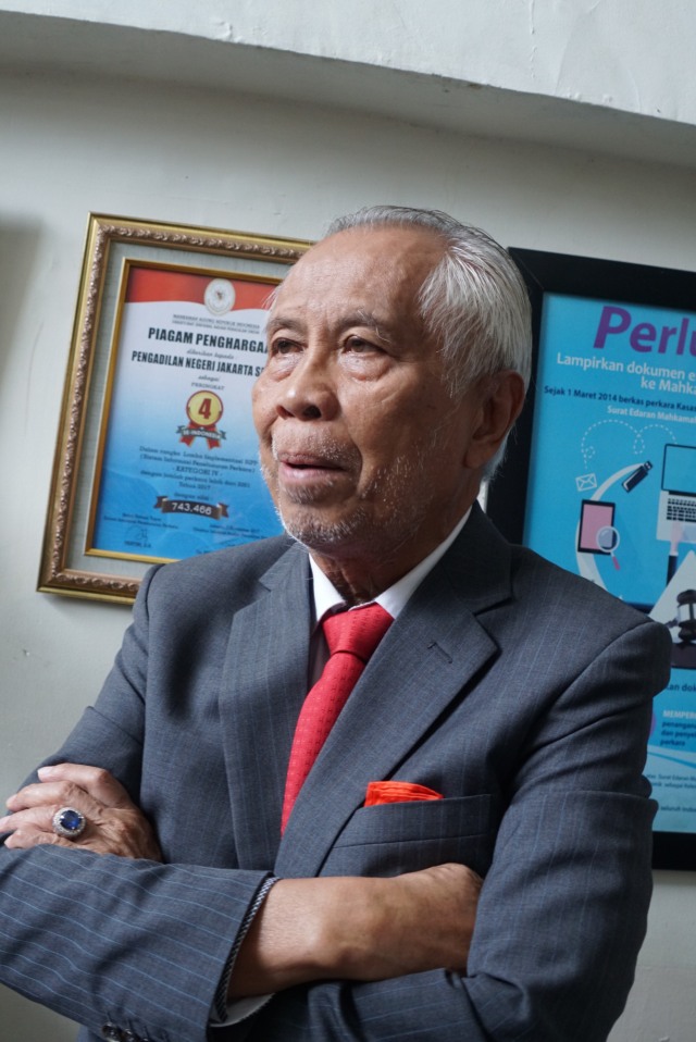 Oc Kaligis di Pengadilan Negeri Jakarta Selatan, Kamis (9/1). Foto: Helmi Afandi Abdullah/kumparan