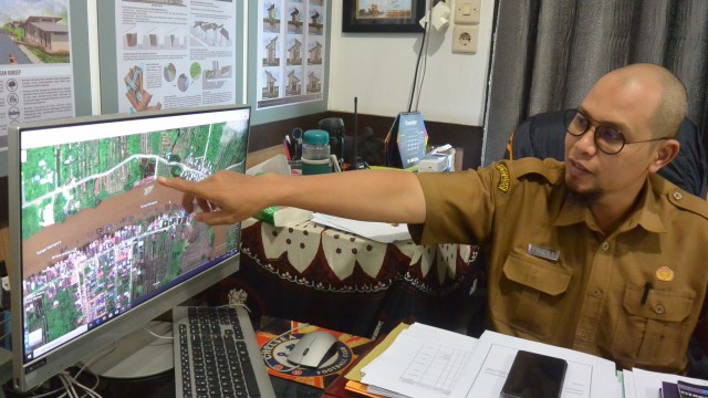 Kepala Bidang Sungai Dinas PUPR Kota Banjarmasin, Hizbul Wathoni. Foto: M Syahbani/banjarhits.id.