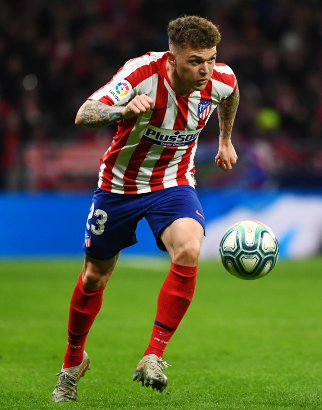 Kieran Trippier pede Atletico bisa kalahkan Barcelona. Foto: AFP/Gabriel Bouys