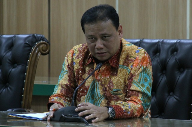 Ketua Bawaslu RI, Abhan saat konferensi pers Bawaslu terkait dugaan korupsi yang melibatkan penyelenggara pemilu di Kantor Bawaslu, Jakarta, Jumat (10/1/2020). Foto: Nugroho Sejati/kumparan