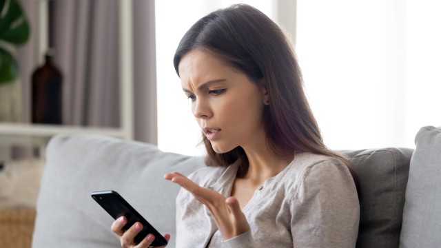 Ilustrasi perempuan korban ghosting. Foto: Shutter Stock