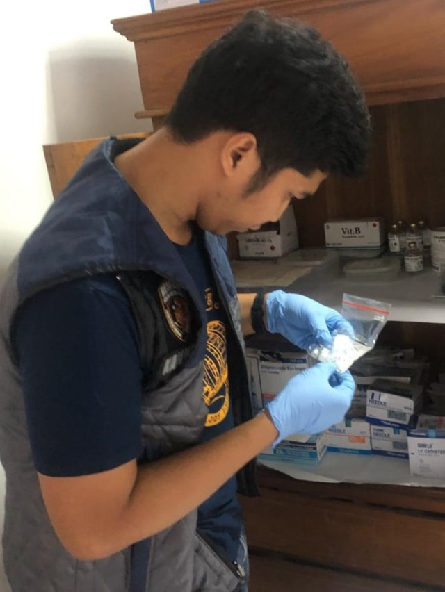 Polisi bongkar klinik stem cell ilegal di Kemang, Jakarta Selatan.  Foto: Dok. Istimewa 