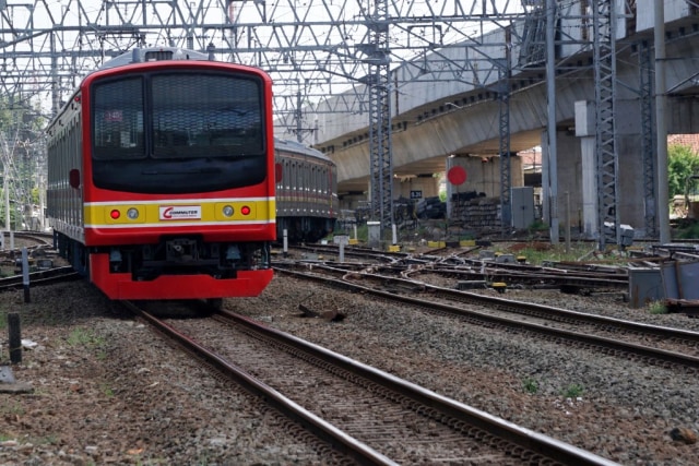 IIustrasi KRL. Foto: Fanny Kusumawardhani/kumparan 