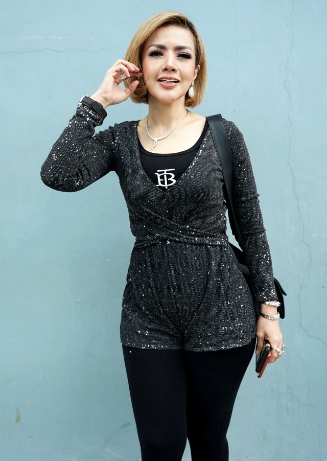 Artis Barbie Kumalasari saat ditemui di kawasan Kapten Tendean, Jakarta Selatan, Rabu, (15/1/2020). Foto: Ronny