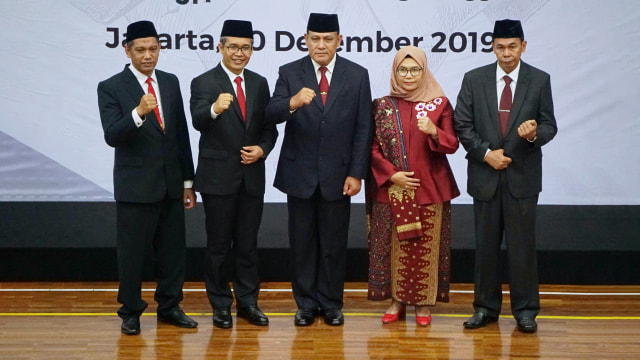 Pimpinan KPK saat acara serah terima jabatan dan pisah sambut Pimpinan dan Dewan Pengawas KPK di Istana Negara, Jakarta, Jumat (20/12). Foto: Irfan Adi Saputra/kumparan