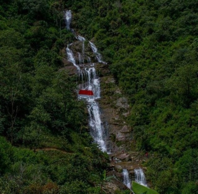 Air Terjun Malute di Desa Lambanan, Kabupaten Mamasa, Sulawesi Barat. Foto: Dok. Istimewa