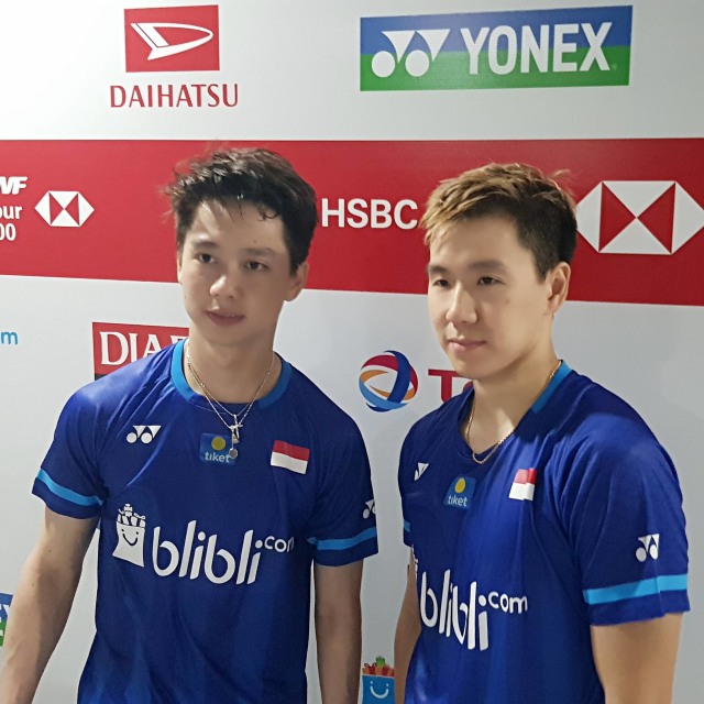 Marcus Fernaldi Gideon/Kevin Sanjaya Sukamuljo usai menang di babak pertama Indonesia Masters 2020, Rabu (15/1). Foto: Ganesha Arif/kumparan