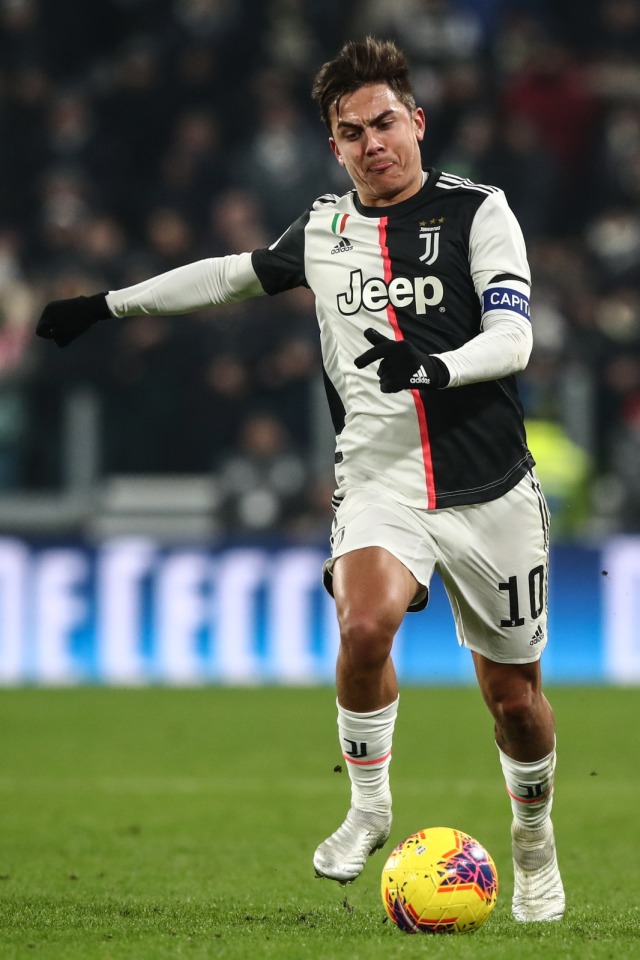 Paulo Dybala bikin Matthijs de Ligt terkesima. Foto: AFP/Isabella Bonotto