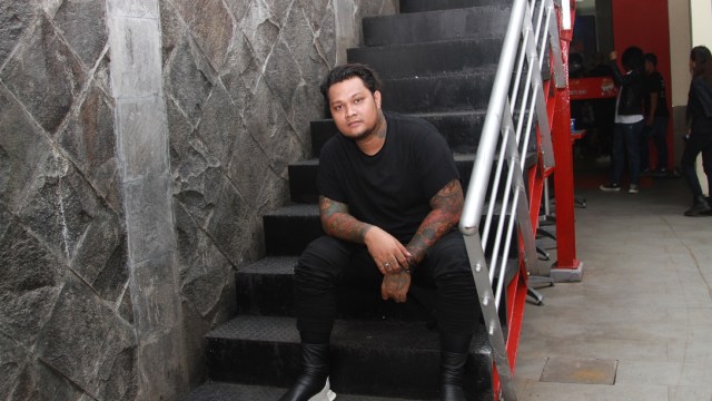 Virgou penyanyi lagu Surat Cinta untuk Starla