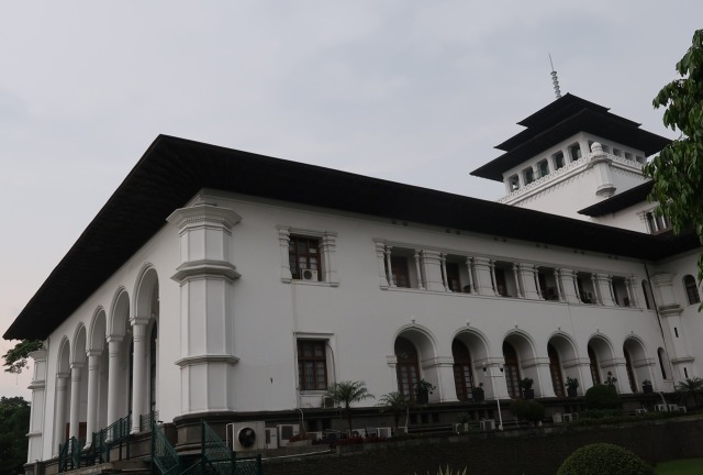 ilustrasi Museum Bersejarah Gedung Sate, Bandung, Jawa Barat.  Foto: Alfadillah