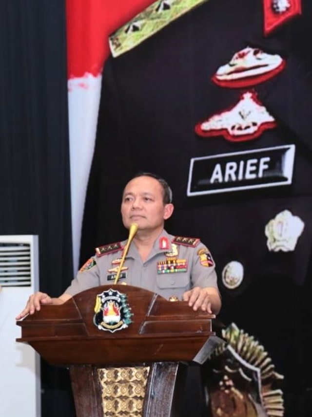 Kalemdikpol Komjen Arief Sulistyanto memberi pengarahan ke taruna akpol. Foto: Dok. Lemdikpol