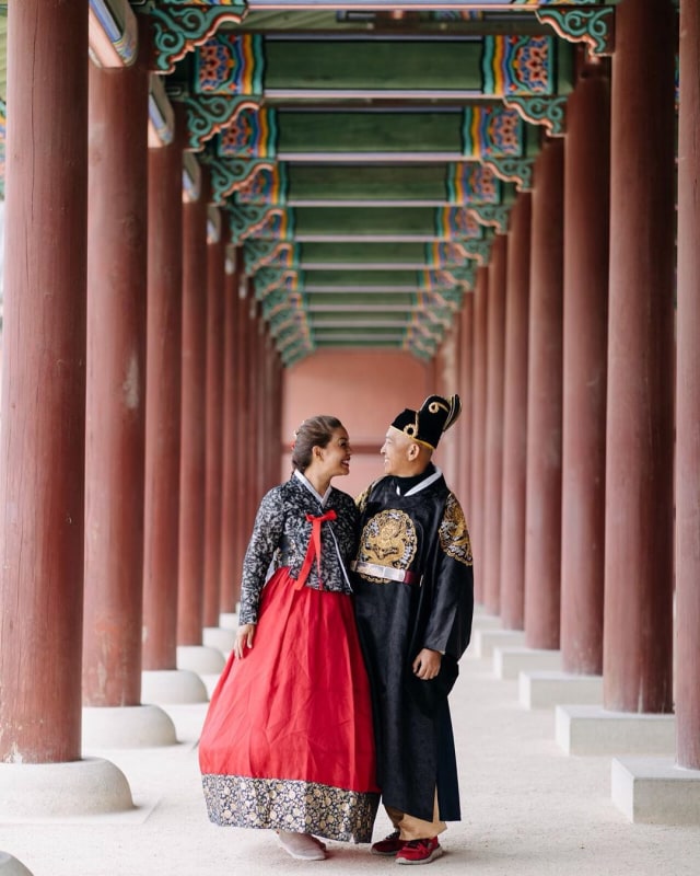 Presenter Soraya Haque dan suami, Ekki Soekarno. Foto: Instagram @sorayahaque.