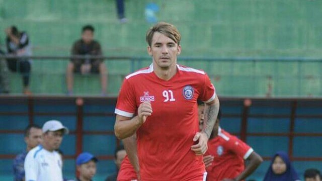 Pavel Smolyachenko asal Uzbekistan. Foto: Instagram/aremafcofficial