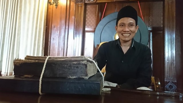 Sri Narendra Kalaseba, pencipta lagu Kidung Wahyu Kalaseba. (Agung Santoso)