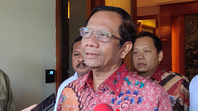 Menko Polhukam Mahfud MD saat ditemui di Kemenko Polhukam, Jakarta, Selasa (21/1/2020). Foto: Aprilandika Pratama/kumparan