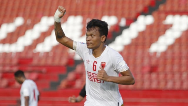 Pemain PSM Makassar Ferdinand Sinaga usai mencetak gol ke gawang Lalenok United di leg I babak play-off AFC Cup 2020 di Stadion Kapten I Wayan Dipta, Bali. Foto: Dok. Media PSM Makassar