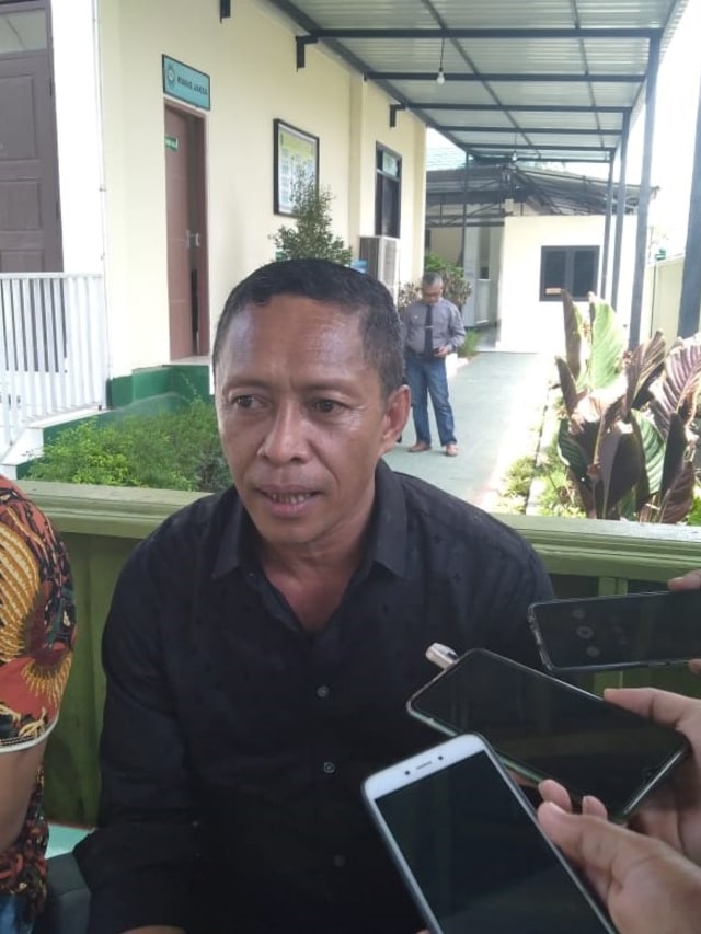 Kuasa hukum terdakwa Achfi Suhasim, Arifuddin Mataru, Foto: Wiwid Abid Abadi/kendarinesia.