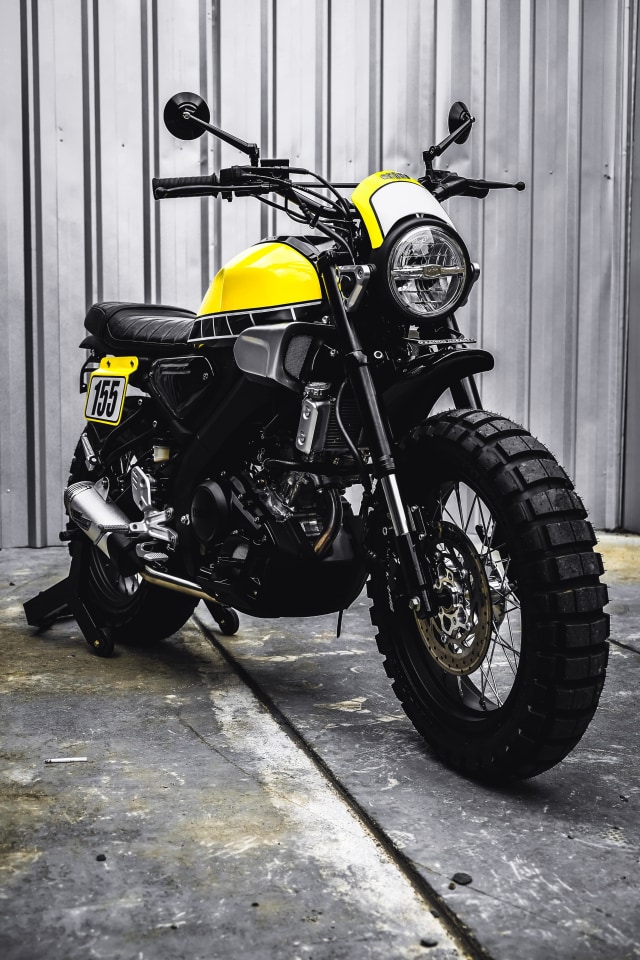 Tampilan depan Yamaha XSR155 Flat Tracker Foto: Bangkit Jaya Putra/kumparan