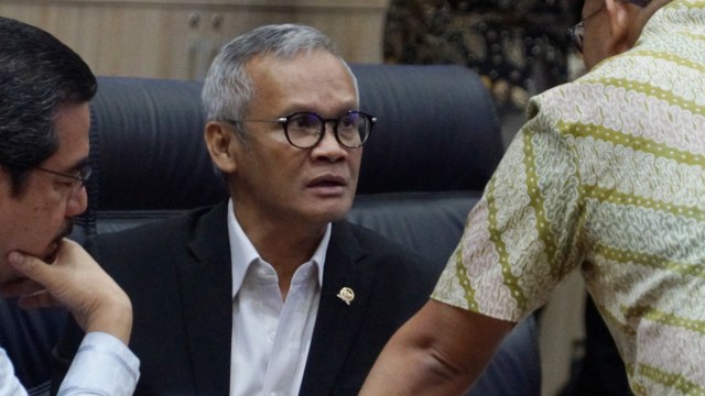 Aria Bima saat menghadiri rapat panja Jiwasraya dengan Komisi VI DPR RI, Kamis (23/1). Foto: Helmi Afandi Abdullah/kumparan