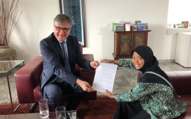 Ashninna Azzahra dan Peter Schoof (Foto: Kedubes Jerman)