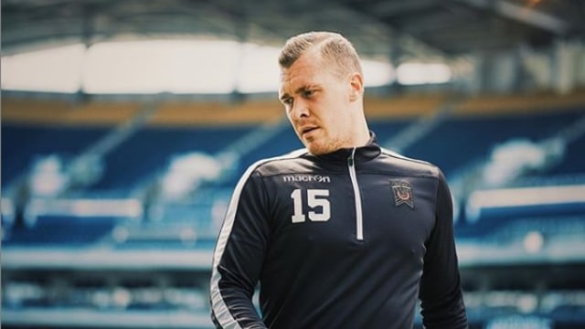 Pemain baru Persiraja, Adam Mitter. Foto: Dok. @adammitter5