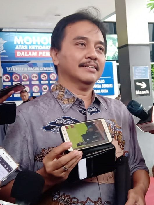 Roy Suryo laporkan Sunda Empire ke Polda Metro Jaya. Foto: Andreas Ricky Febrian/kumparan