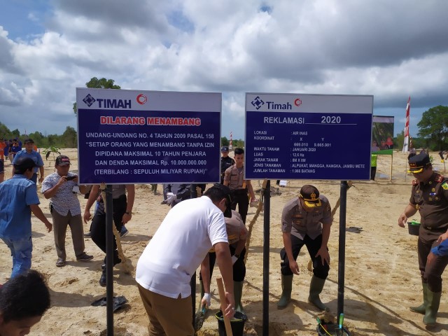 Lahan eks tambang kembali ditanam sebagai salah satu program reklamasi PT.Timah Tbk.