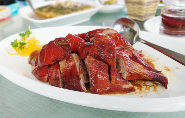 Menu roasted duck di The Grand Duck King Foto: Safira Maharani/ kumparan