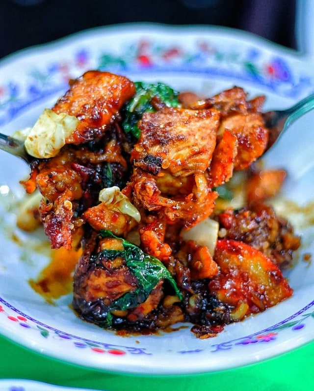 Ayam Gajebo (instagram.com/jogjabikinlaper)