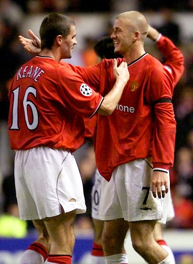 Roy Keane dan David Beckham. Foto: AFP/PHILIPPE HUGUEN 