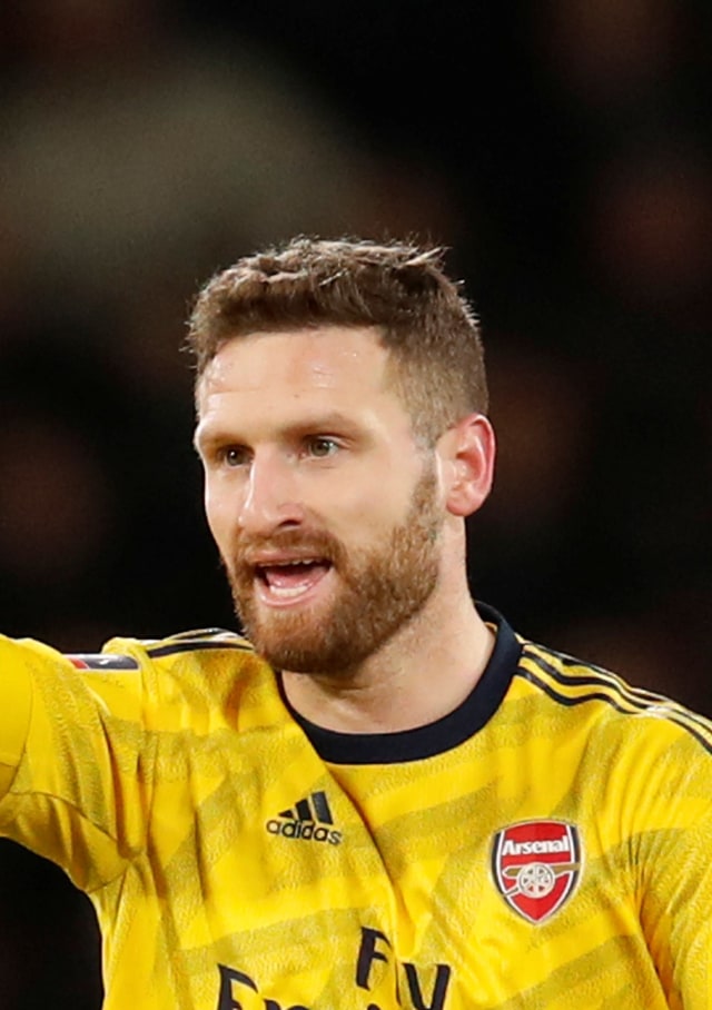Bek Arsenal, Shkodran Mustafi.  Foto: Reuters/John Sibley
