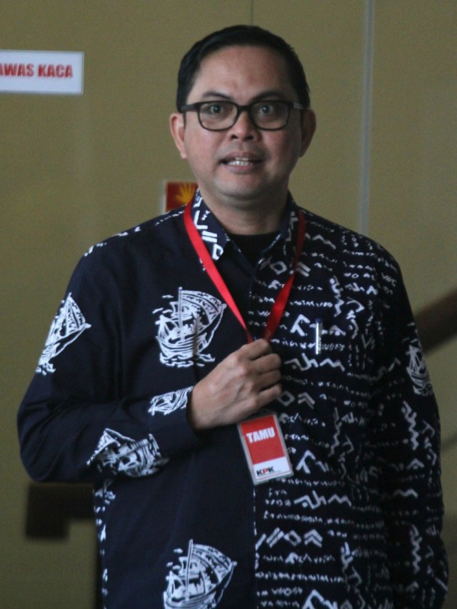 Komisioner KPU, Viryan Aziz usai memenuhi panggilan KPK, Selasa (28/1). Foto: Nugroho Sejati/kumparan