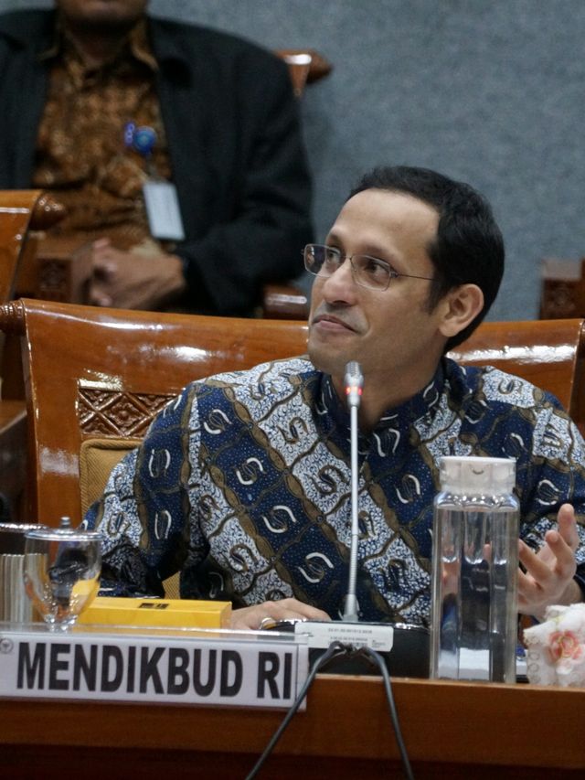 Menteri Pendidikan dan Kebudayaan Nadiem Makarim saat menghadiri Rapat kerja komisi X DPR RI, Selasa (28/1). Foto: Helmi Afandi Abdullah/kumparan