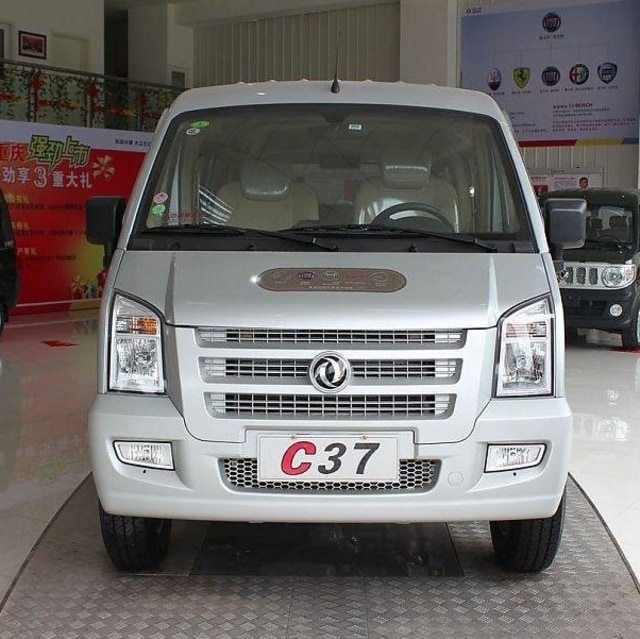 Tampilan Depan DFSK C37 Foto: dok. Chinaautoweb