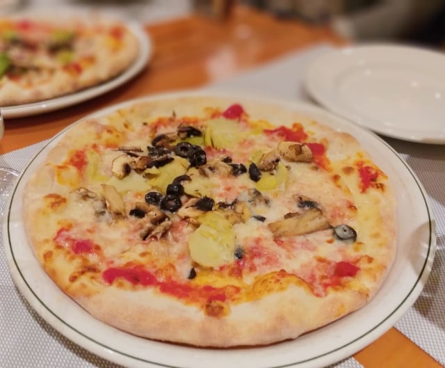 Menu pizza di Alfredo's Foto: Safira Maharani/ kumparan