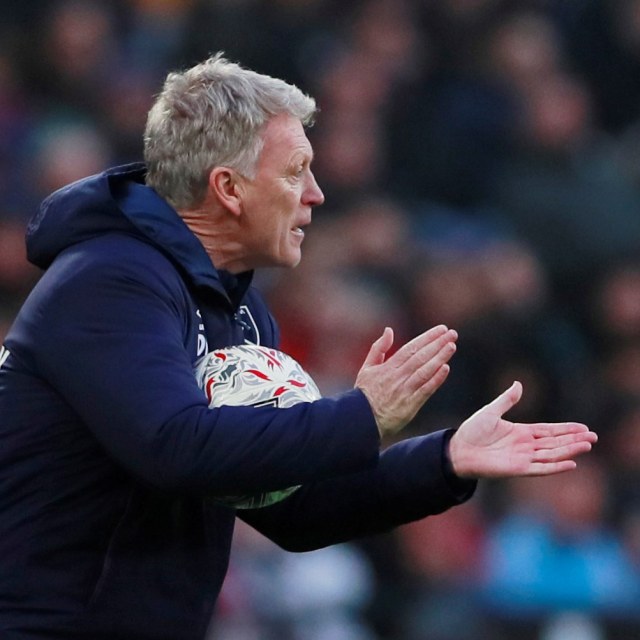 "Yok, yok, bisa," kata Moyes kepada para pemain West Ham. Foto: REUTERS/Eddie Keogh