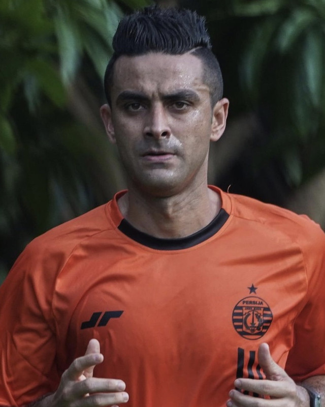 Bek anyar Persija, Otavio Dutra. Foto: Dok. Media Persija