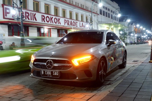 Tampilan depan Mercedes-Benz A-Class Sedan. Foto: Aditya Pratama Niagara/kumparan