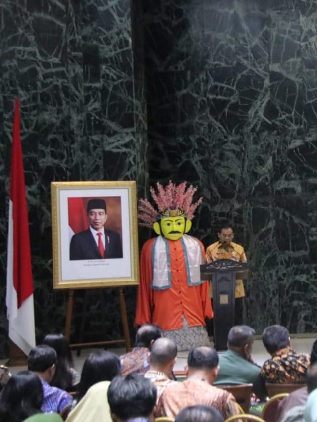 Sekda DKI Jakarta Saefullah memberikan sambutan saat peluncuruan rencana kerja pemerintah daerah (RKPD) 2021 di Balai Kota DKI Jakarta, Kamis (30/1). Foto: Dok. Humas Pemprov DKI Jakarta
