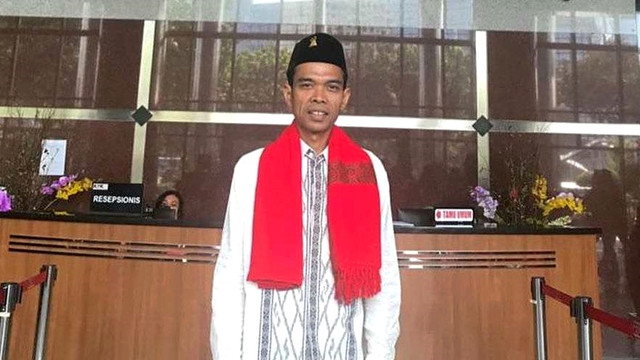Ustaz Abdul Somad usai mengisi kajian dan tausiah di KPK. Foto: Instagram/@ustadzabdulsomad_official