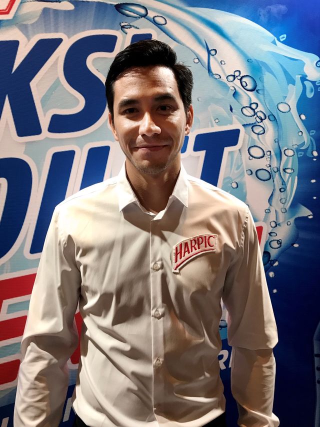 Darius Sinathrya di kawasan Kuningan Barat, Jakarta Selatan, Jumat (31/1). Foto: Regina Kunthi Rosary/kumparan