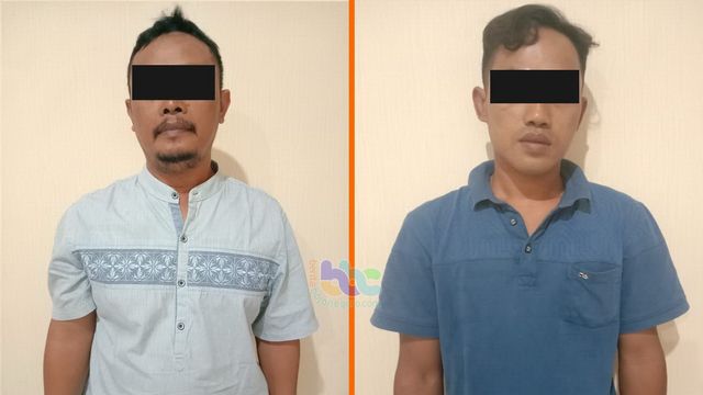 Kedua tersangka pengedar obat racikan di wilayah Kabupaten Blora, UA (32) dan JSR (45) saat diamankan di Mapolres Blora. Selasa (04/02/2020)