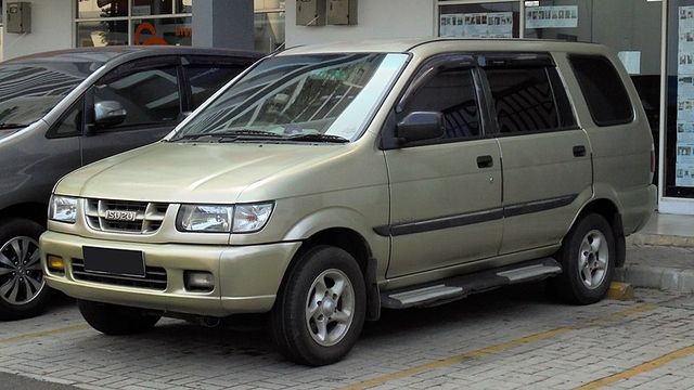 Isuzu Panther Kapsul Foto: dok. Wikimedia