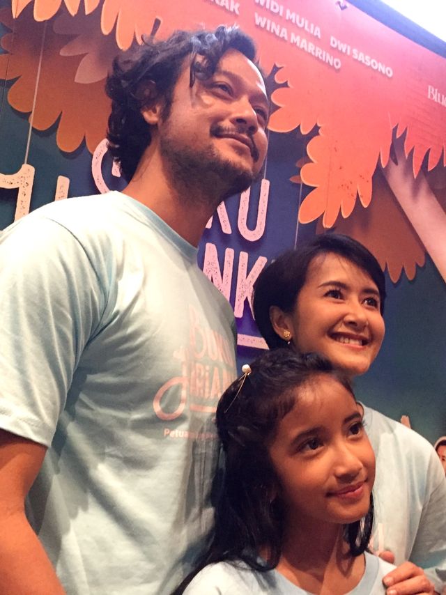 Dwi Sasono, Widi Mulia dan Kila Putri di perilisan poster film Buku Harianku, Selasa (4/2). Foto: Sarah Yulianti Purnama/kumparan